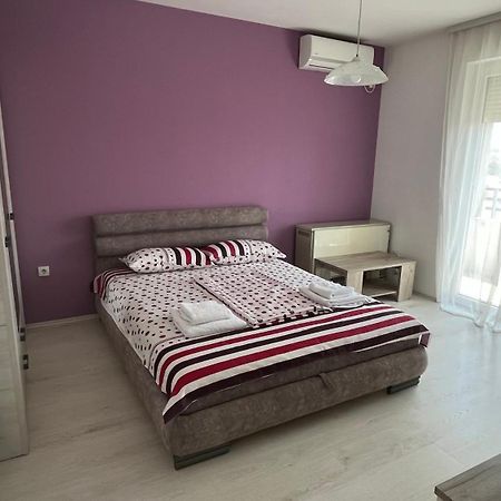 Harmony Relax Lejlighed Paraćin Eksteriør billede