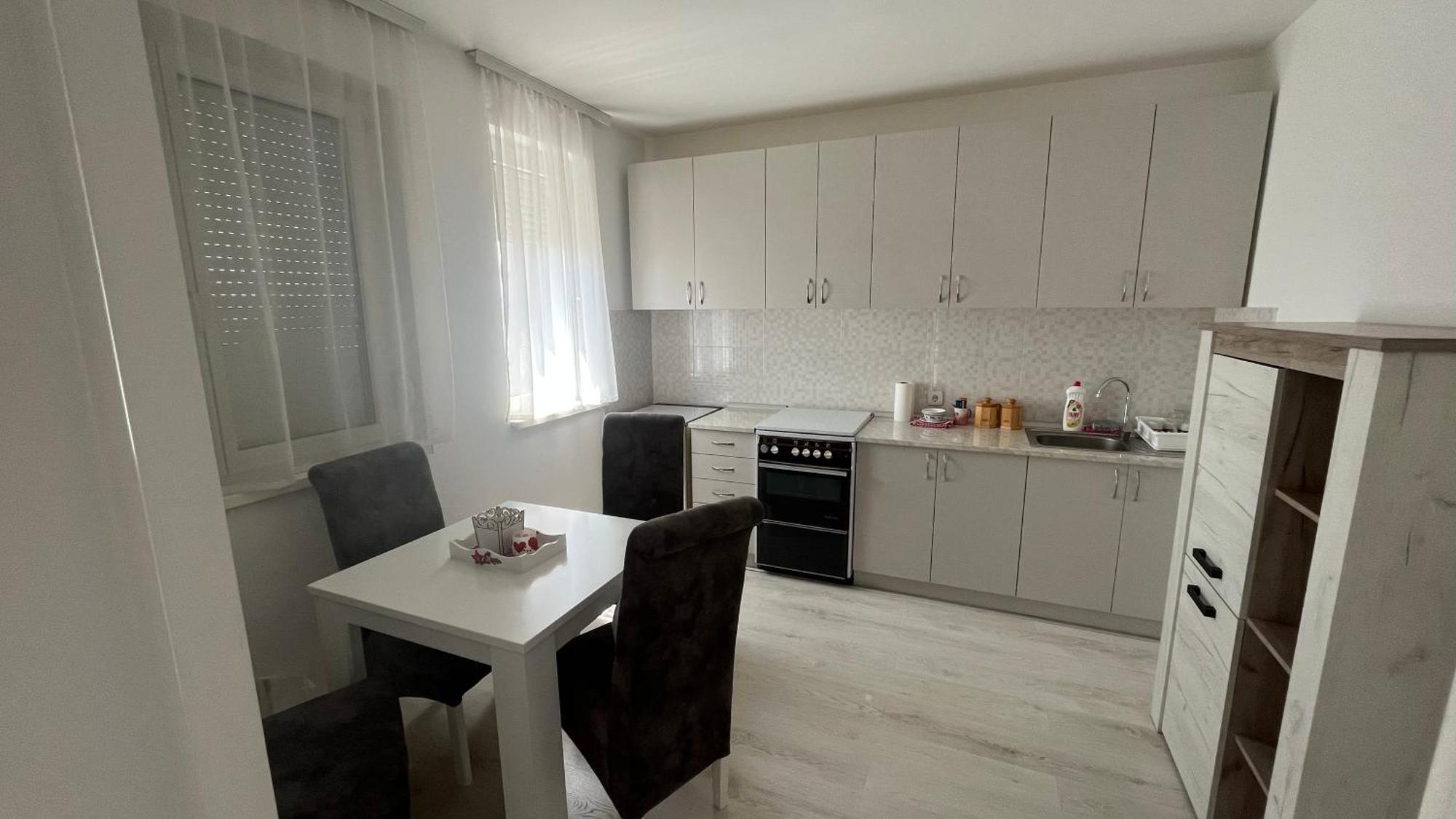 Harmony Relax Lejlighed Paraćin Eksteriør billede